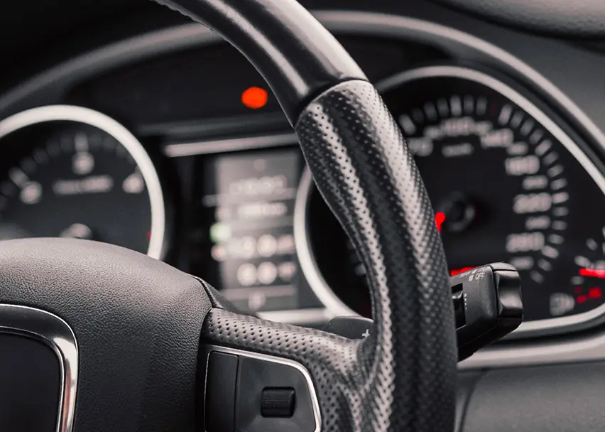 Αξεσουάρ αυτοκινήτου: ο ήρωας στα παρασκήνια που προστατεύει την απόδοση και την ασφάλεια του αυτοκινήτου σας